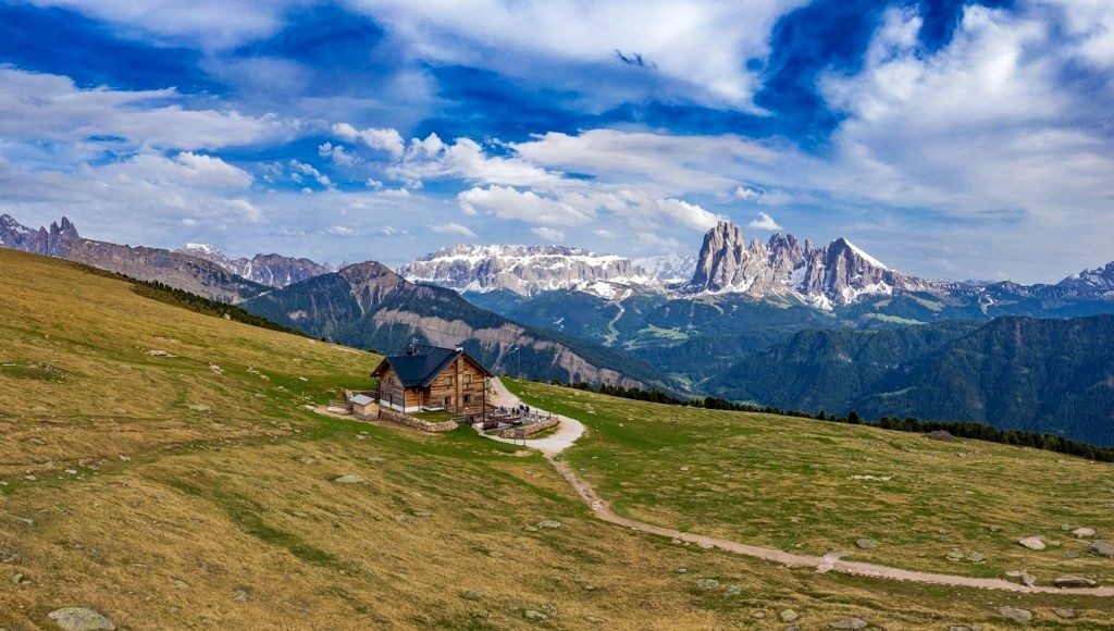 Raschötzhütte (Rifugio Resciesa), Foto vom Betreiber der Hütte Raschötzhütte (Rifugio Resciesa), Foto vom Betreiber der Hütte