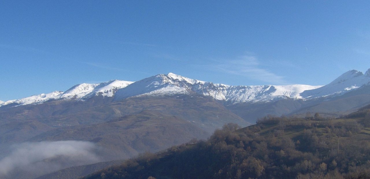 Crni Vrh (Slowenische Voralpen), Foto: Szupa, Lizenz: Creative Commons Attribution-Share Alike 3.0 Unported Crni Vrh (Slowenische Voralpen), Foto: Szupa, Lizenz: Creative Commons Attribution-Share Alike 3.0 Unported