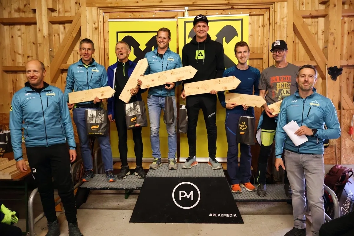 Bike & Run/Walk zur Hitscheralm 2024: Siegerehrung (Foto: © Veranstalter) Bike & Run/Walk zur Hitscheralm 2024: Siegerehrung (Foto: © Veranstalter)