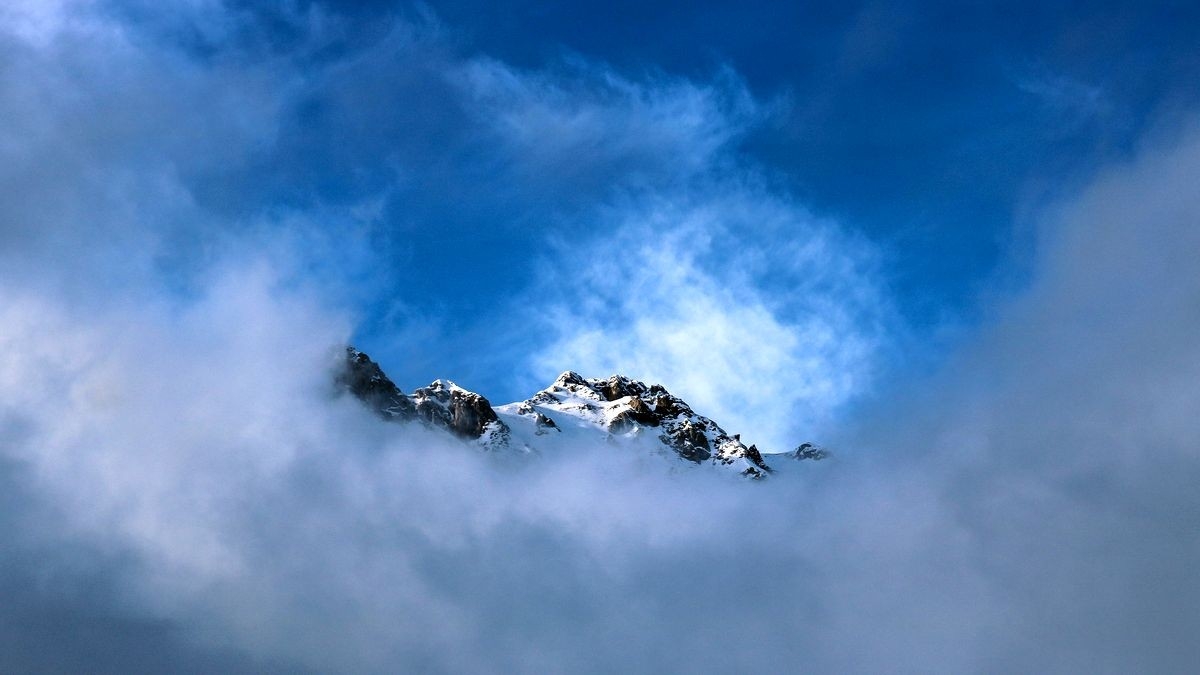 Hidden Peak Hidden Peak