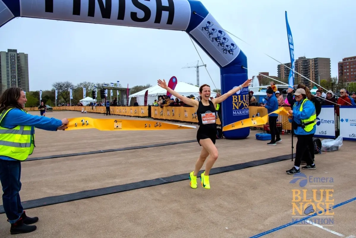 Blue Nose Marathon Halifax 2024 (Foto: © Stoo Metz Photo) Blue Nose Marathon Halifax 2024 (Foto: © Stoo Metz Photo)