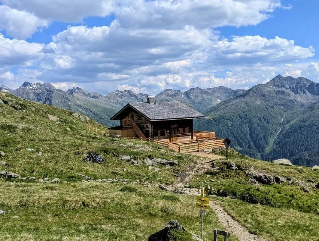 Seespitzhütte im Juni 2025 Seespitzhütte im Juni 2025