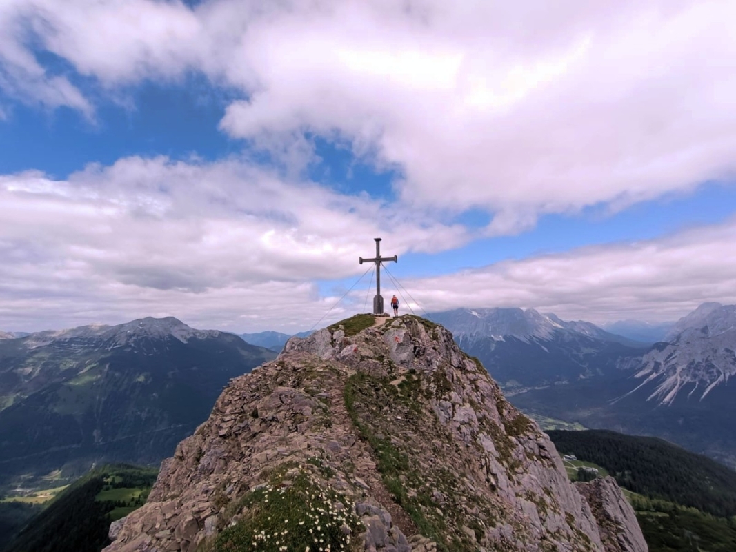 Grubigstein Vorgipfel Gipfelkreuz Grubigstein Vorgipfel Gipfelkreuz