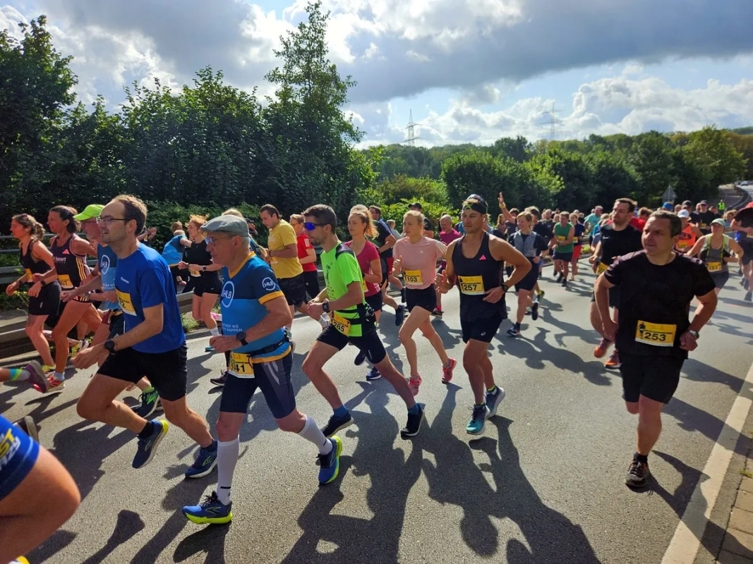 Kemnader Burglauf 2024 (Foto: © Veranstalter) Kemnader Burglauf 2024 (Foto: © Veranstalter)