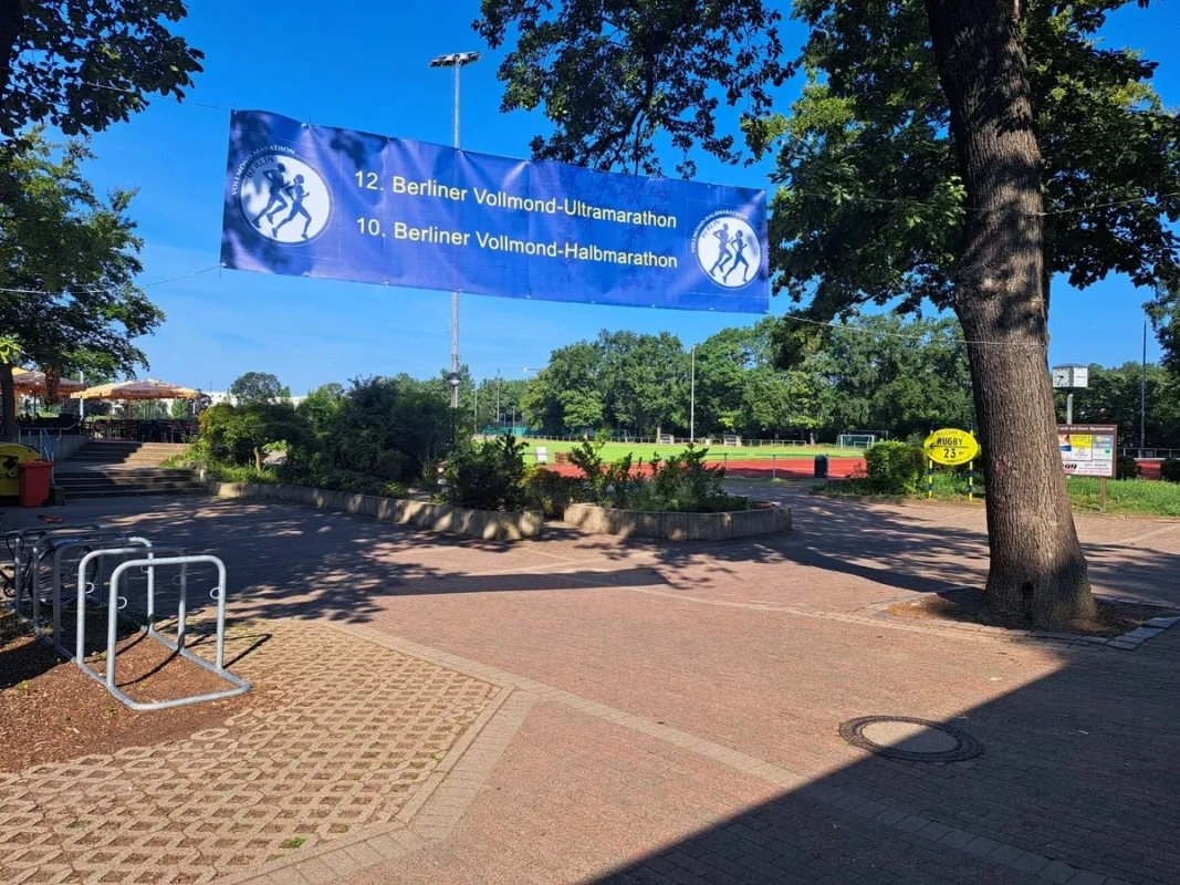 Berliner Vollmond-Ultramarathon 2025 (Foto: © Veranstalter) Berliner Vollmond-Ultramarathon 2025 (Foto: © Veranstalter)