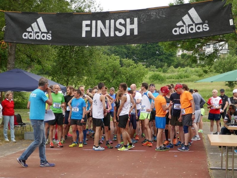 Volkslauf Cross und Quer in Oberbrügge (C) Veranstalter Volkslauf Cross und Quer in Oberbrügge (C) Veranstalter