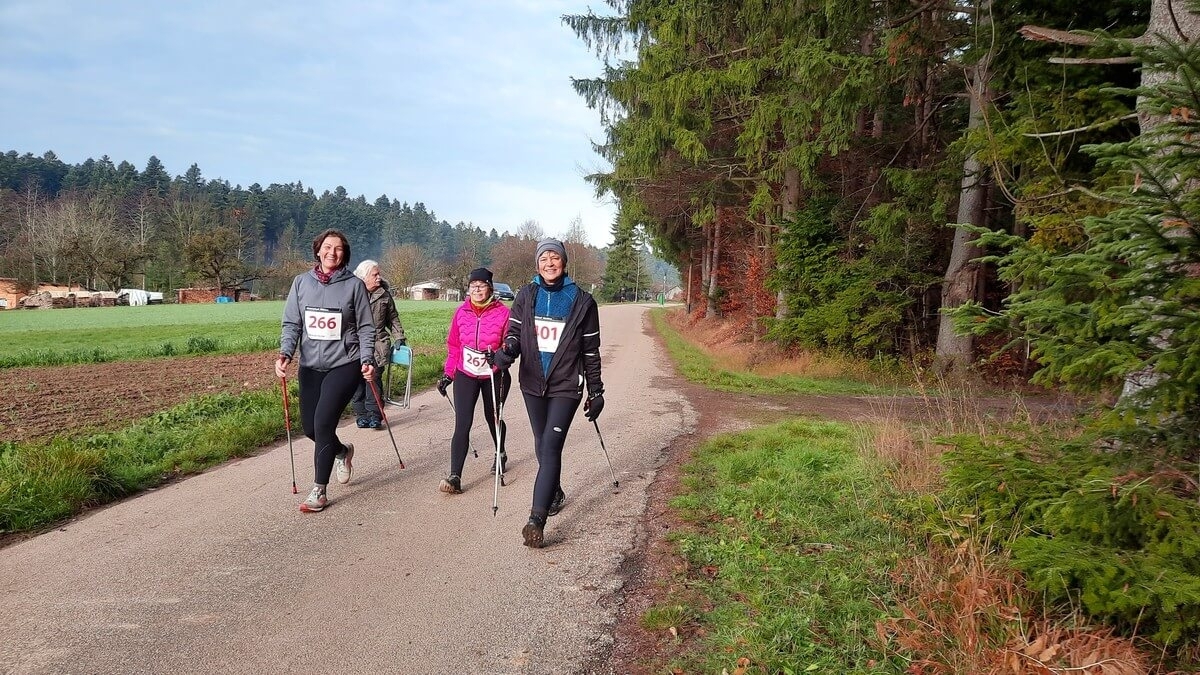 Adventslauf Dornhan-Weiden Nordic Walker 2022 Adventslauf Dornhan-Weiden Nordic Walker 2022