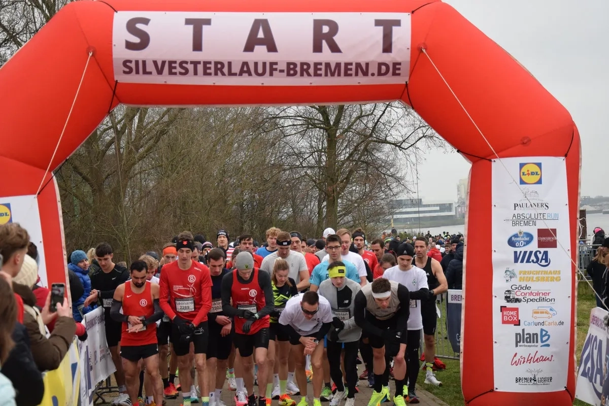 Silvesterlauf Bremen 2024 (© bremenRAcing) Silvesterlauf Bremen 2024 (© bremenRAcing)
