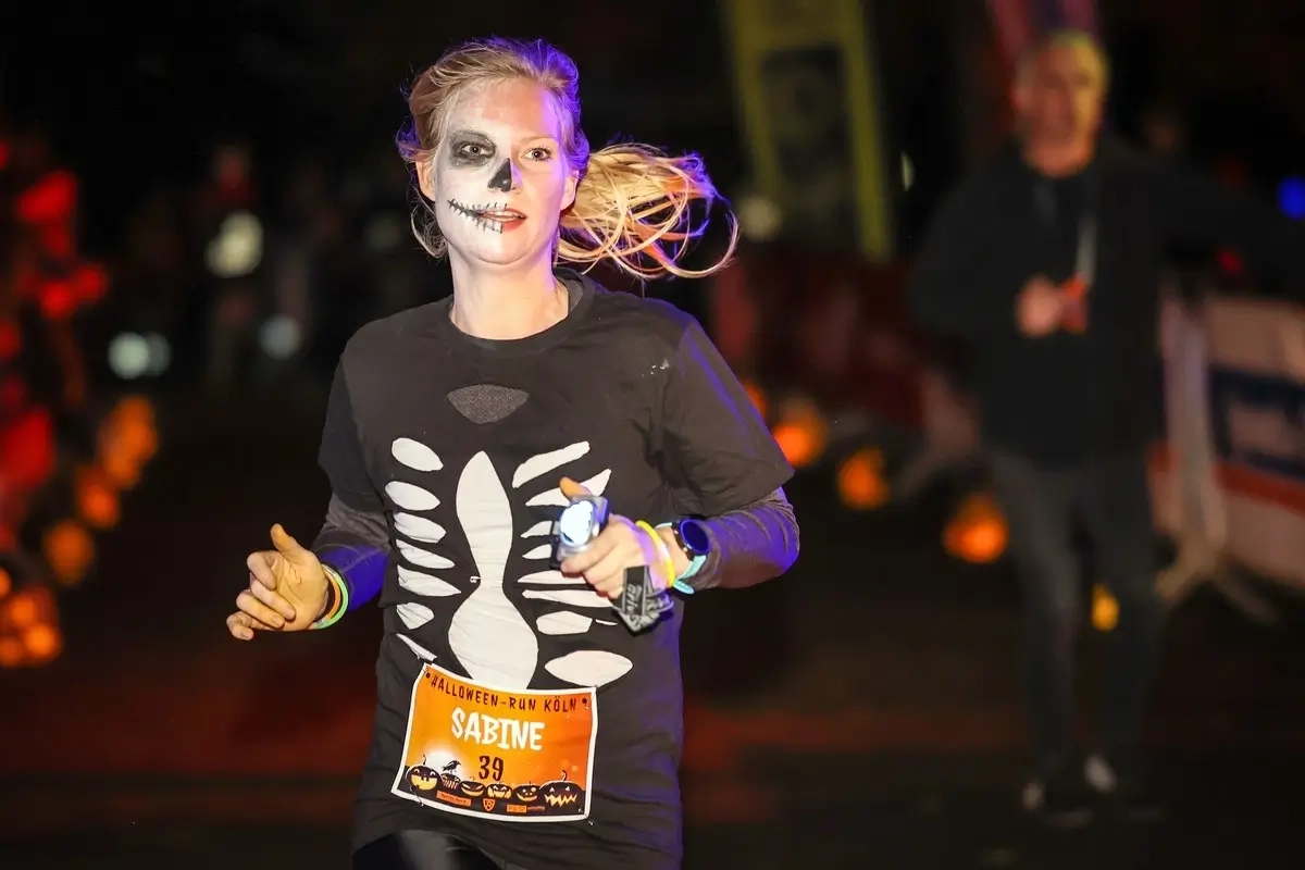 Halloween-Run Köln. Fotos: © Beautiful Sports Axel Kohring Halloween-Run Köln. Fotos: © Beautiful Sports Axel Kohring