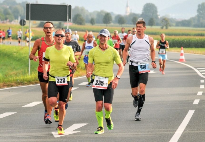 Fraenkische Schweiz Marathon 90 1500915290