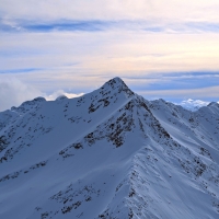 Skitour K2, Bild 32: Blick auf den Löcherkogel.