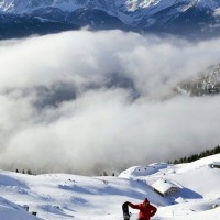 Snowboarder mit Panorama (C) Mario Webhofer