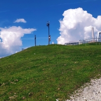 Lustige Bergler Steig 31: Gipfelkreuz Hoadl.