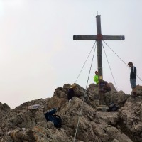 Hochfrottspitze-Überschreitung 57: Der letzte Gipfel des Tages ist erreicht und damit ist auch die Kletterei beendet.
