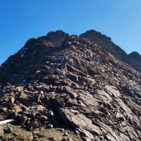 Hochvernagtspitze 24: Nun am breiten und einfachen Grat entlang zum Vernagtferner.