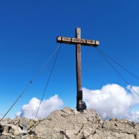 Hochfrottspitze-Überschreitung 17: Gipfelkreuz Hohes Licht
