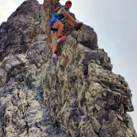 Hochfrottspitze-Überschreitung 39: Man kann es sich auch schwerer machen und direkt am Grat klettern oder ein paar Meter weiter unten gehen.