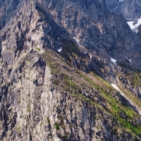 Kleiner Widderstein 02: Das Gipfelkreuz des Kleinen Widderstein. Der Weg dorthin ist noch ohne große Orietierungsprobleme möglich.