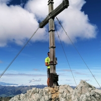 Braunarlspitze 15: Gipfelkreuz