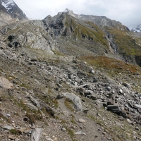 Bergtour_auf_den_Hochfeiler-Bild-42: Abstieg und der Hochfeiler bereits weit zurück