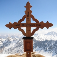 Schafdach Gipfelkreuz