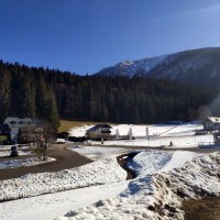 Ötscher via Rauher Kamm 01: Startschuss bei den zahlreichen Parkplätzen in unmittelbarer Nähe der Skilifte