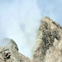 Hochfrottspitze-Überschreitung 71: Die weitere Route bergab, bergauf, bergab und noch einmal bergauf zur Mädelegabel.