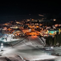 Nachtskilauf im Skigebiet Nassfeld (C) © nassfeld.at