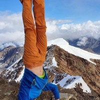 Wildspitze weitere Bilder: Kopfstand am Gipfel