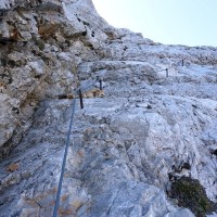 Großer Buchstein - Westgrat (21): Zum Westgrat gibt es zwei Einstiegsmöglichkeiten. Ich habe leider die erste verpasst und bin zu lange dem Klettersteig gefolgt.