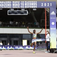Adizero: Road to Records Herzogenaurach 2021 mit Agnes Tirop