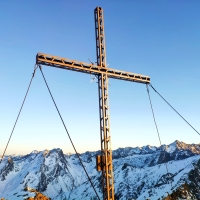 Lampsenspitze Skitour 23: Gipfelkreuz
