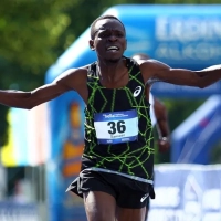 Hamburg Halbmarathon mit Samwel Mailu