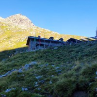 Wilde Leck Normalweg 02: Die Amberger Hütte ist erreicht.