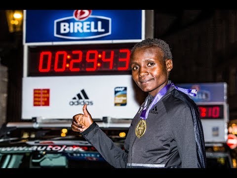 Joyciline Jepkosgei 10K World Record at Birell Prague Grand Prix 2017